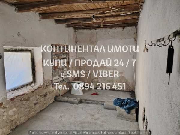 КОД 17216г. Двуетажна тухлена къща 150м2 с двор 700м на асфалт