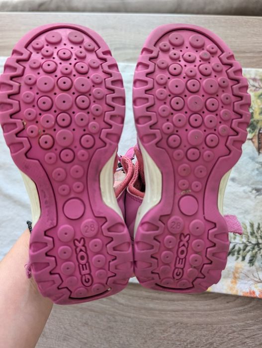 Skechers/Geox/Primigi маратонки и сандали  28 номер