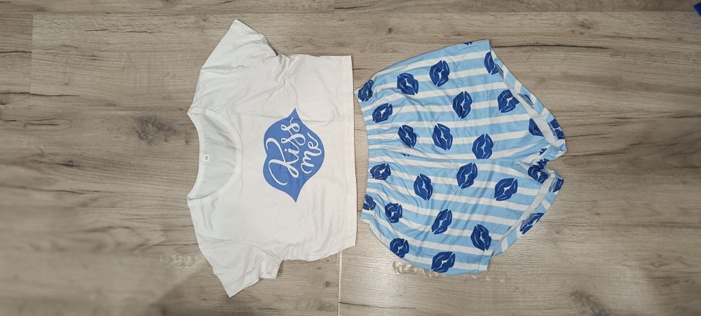 Продам Женские вещи