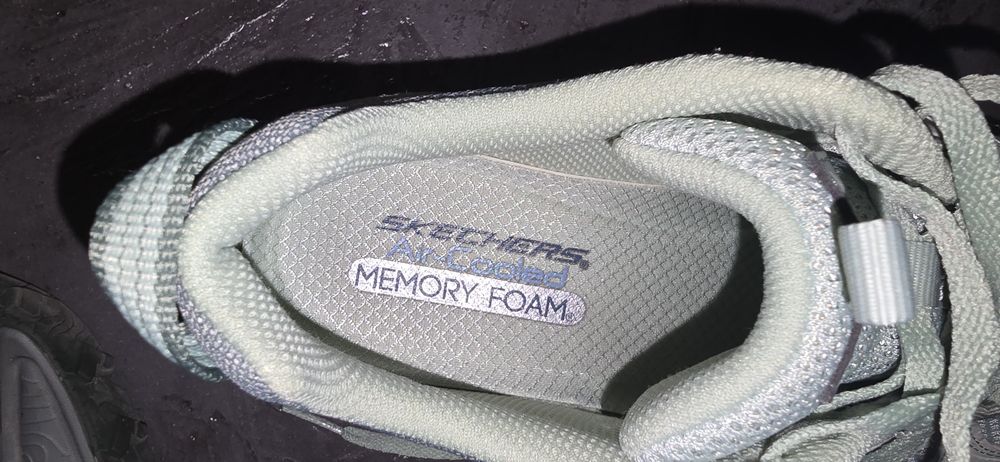 Маратонки Skechers 39номер