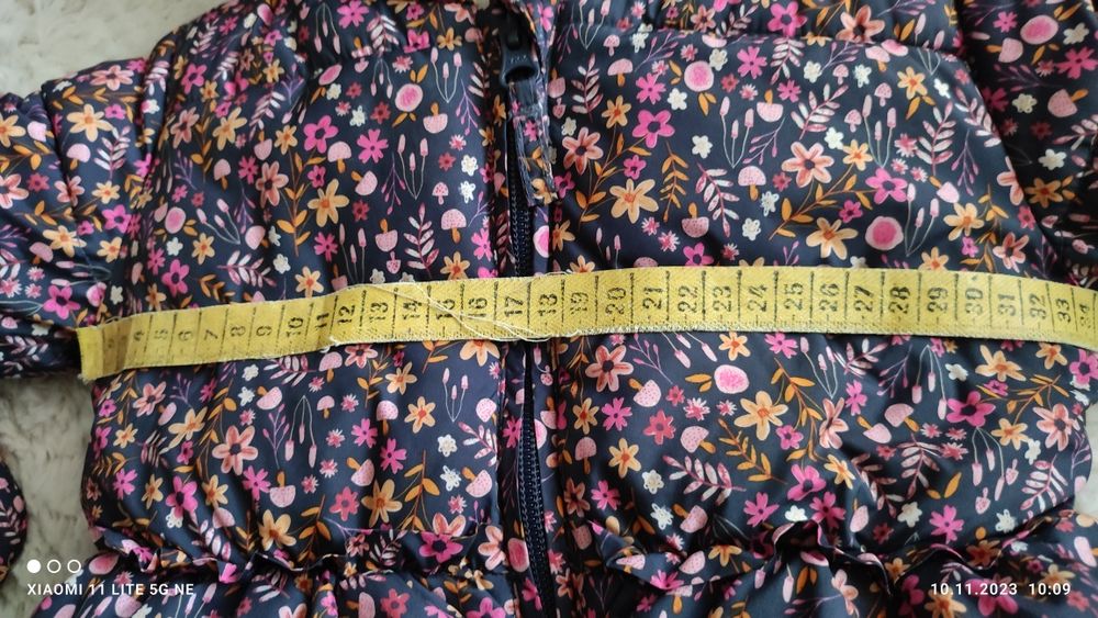 Детско яке с ръкавички