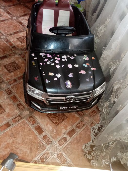 Продам детский электромобиль