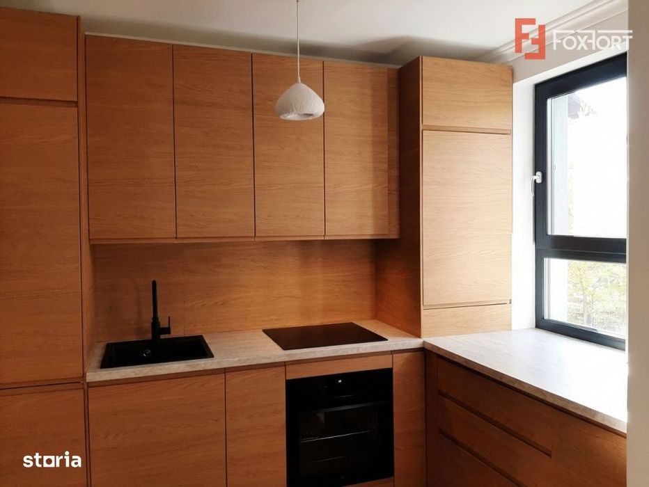 Casa individuala cu 4 camere de vanzare in localitatea Giroc