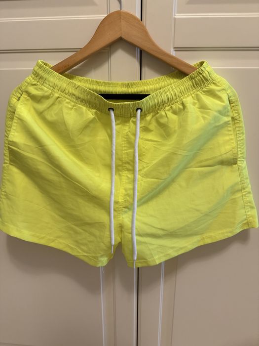 Nike i Zara панталонки и тениски