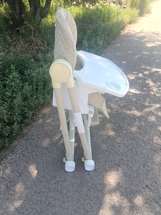 Продам стульчик для кормления