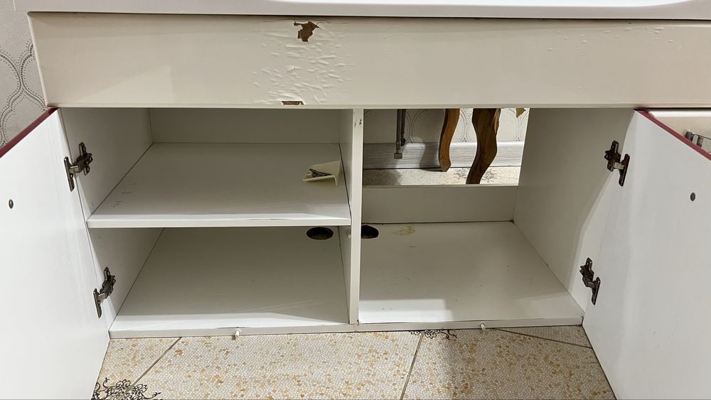 Умывальник с тумбой навесной!