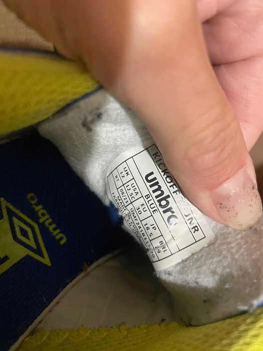 Футболни стоножки Umbro