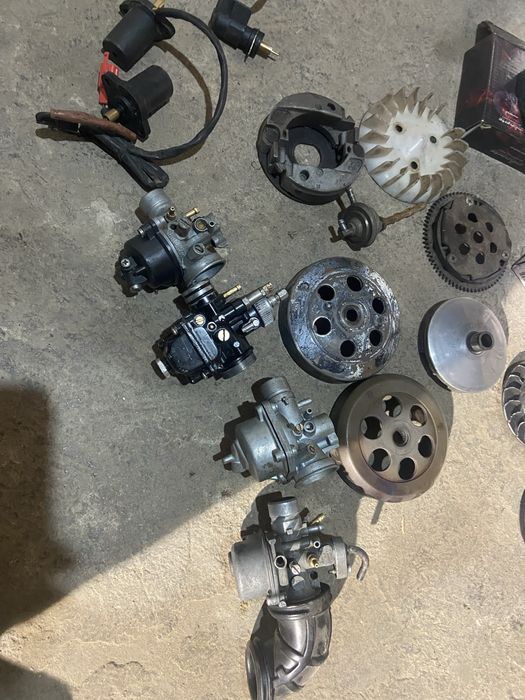 Yamaha aerox,malagutif10,aprilia sr на части