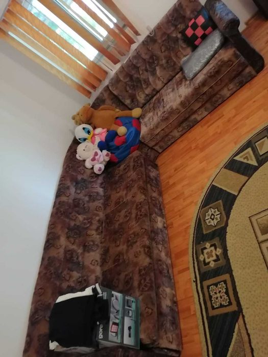 Colțar material textil