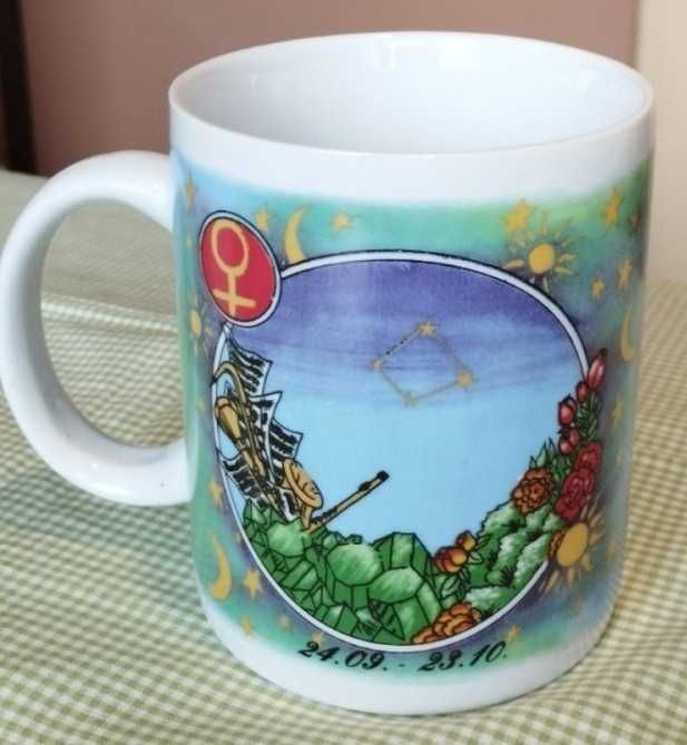 Красиви порцеланови чаши със зодии-кафе и чай