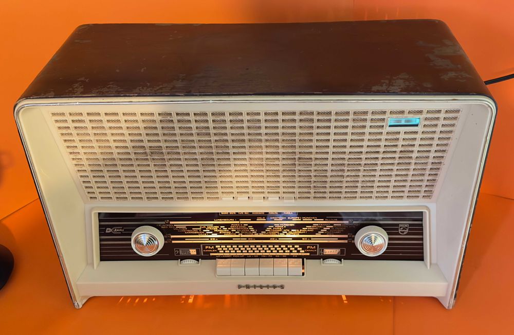 Ретро Лампово Радио Philips Работещо Перфектно