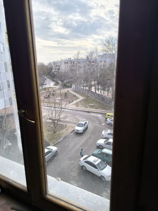 Ипотека. 2 х ком квартиру Сергели Куйлюк 6.  4/9. Галерея. С ремонтом