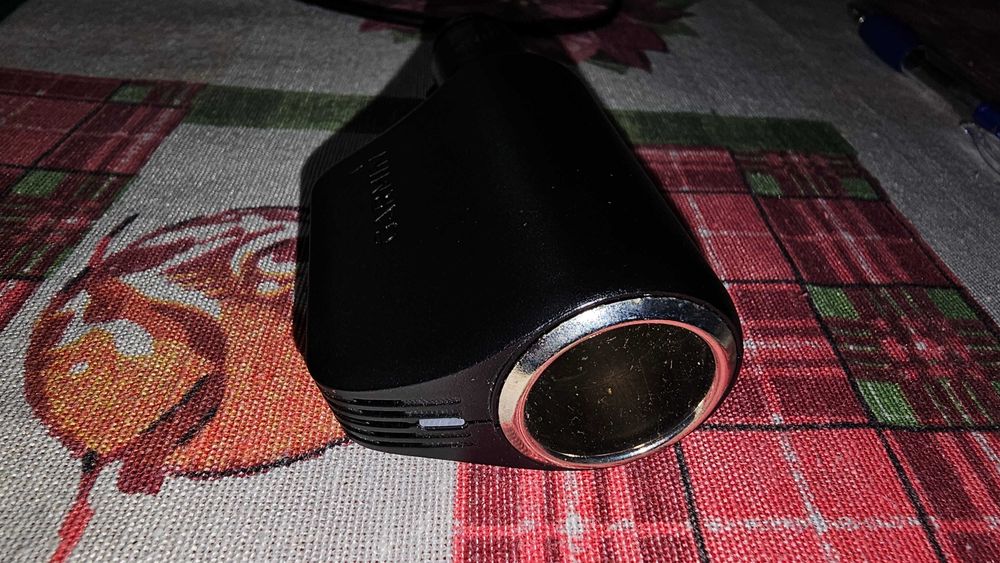 Оригинален адаптер за запалка за камион на Garmin с 2-ва USB-A порта