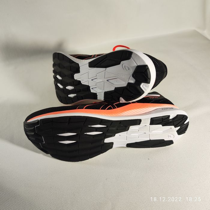 Кроссовки ASICS EvoRide TOKYO, эксклюзивная модель.