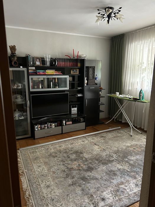 Inchiriez apartament 2 cam Siderurgistilor