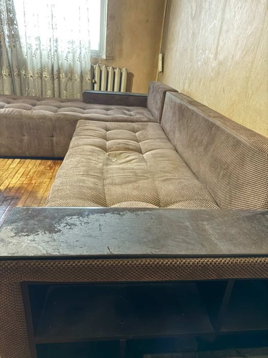 Кафяв неразтегателен ъглов диван