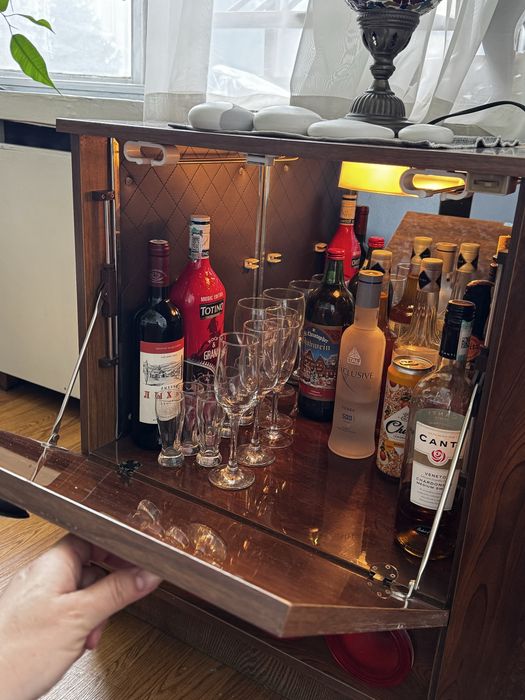 Ретро бар-холодильник с характером