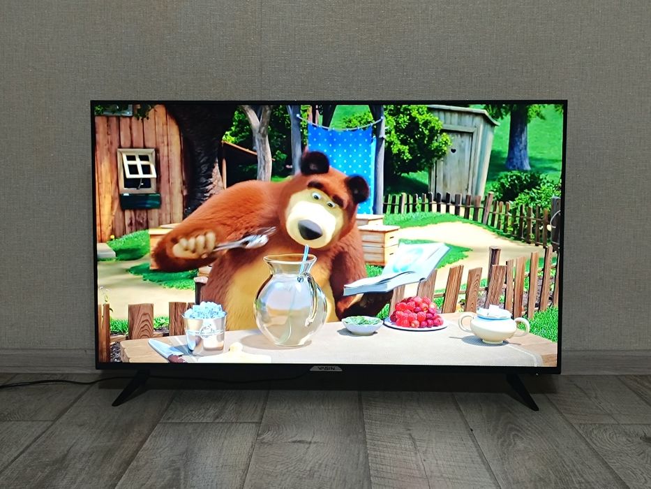 Телевизор смарт, 110 см