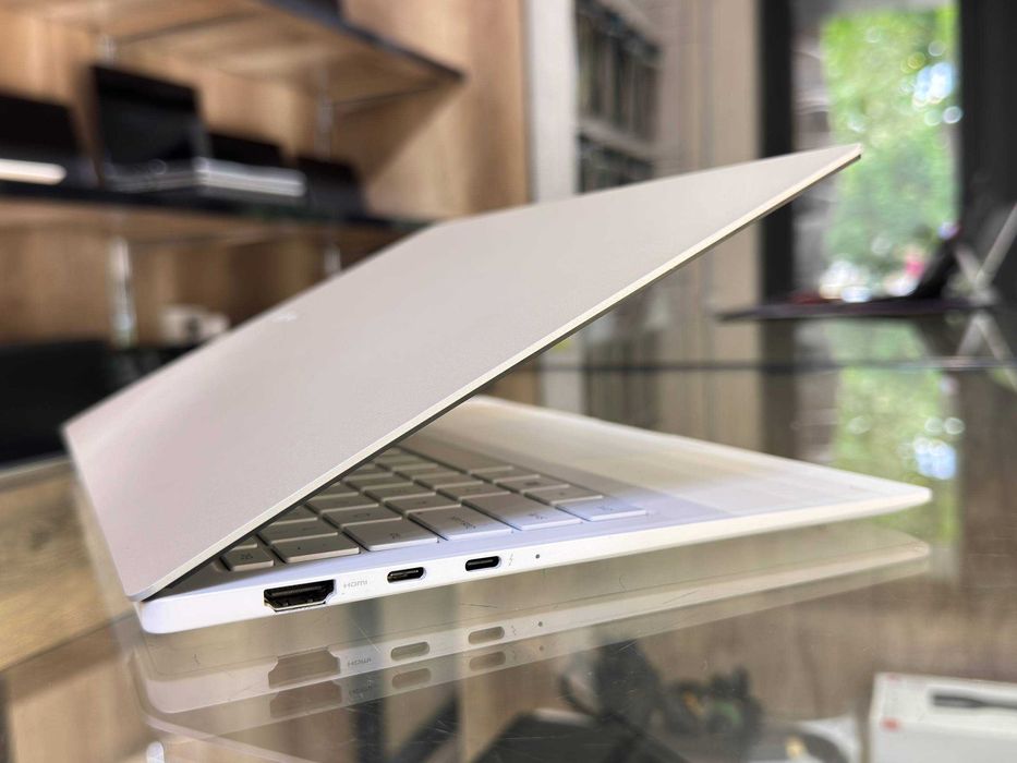 Samsung Galaxy Book2 Pro 13.3" OLED Core i7-1260P ram 8 ssd 512
