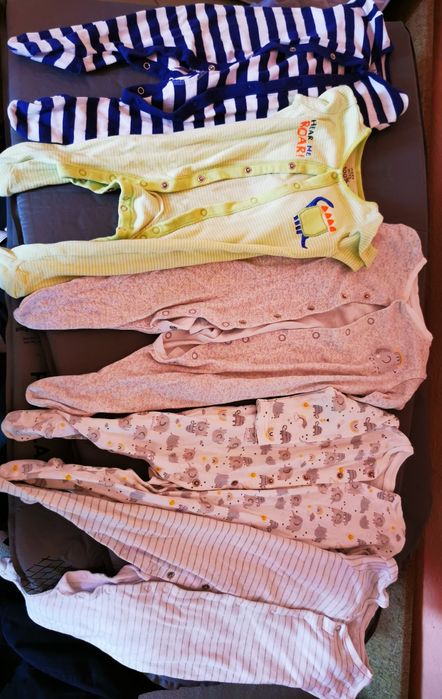 Haine 6-9luni 74 baietel