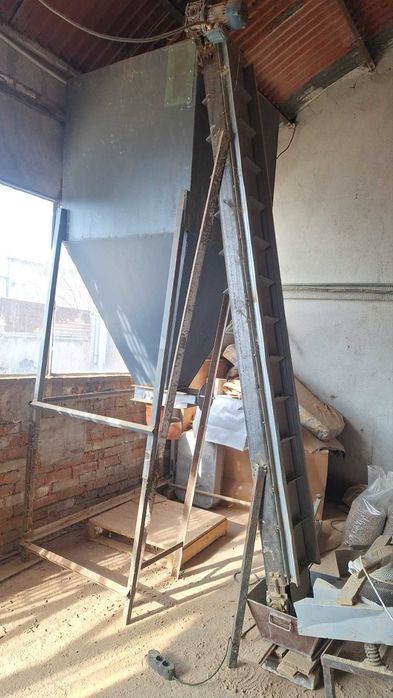 Машини за пелети