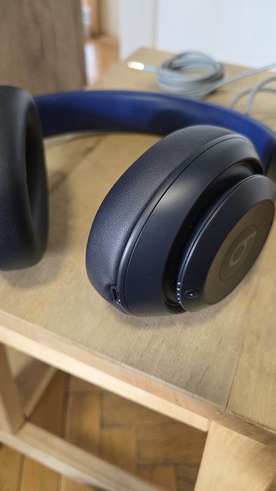 Beats Studio Pro – като нови, използвани 2 месеца