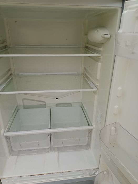 Продам холодильник Индезит