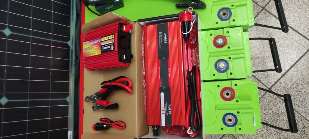 Инвертор с дисплей  1000w , 2000w, 4000w, 5000w