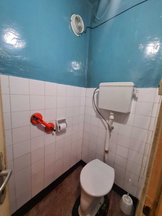 ТРИСТАЕН АПАРТАМЕНТ в центъра на град Хасково