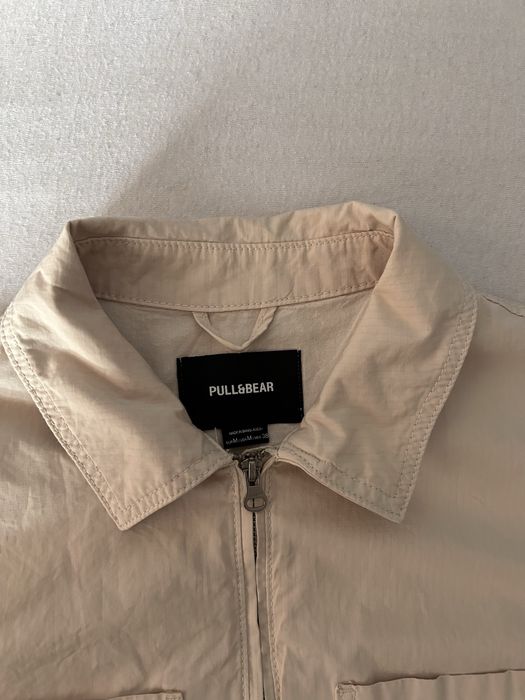 Pull & Bear преходно яке тип риза