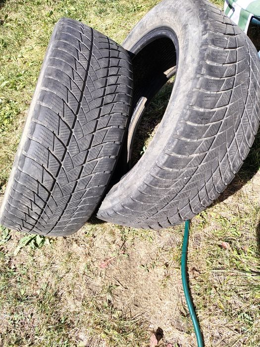 2 anvelope hankook și 2 brigestone 215 55 18 iarna