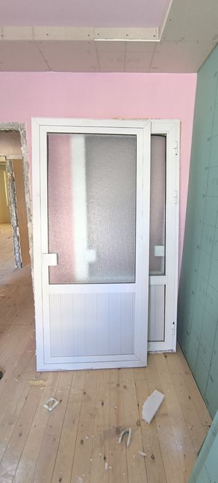 Akfa eshik 3 ta alumin