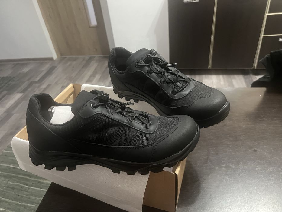 Pantofi tactici model 282F , marimea 43