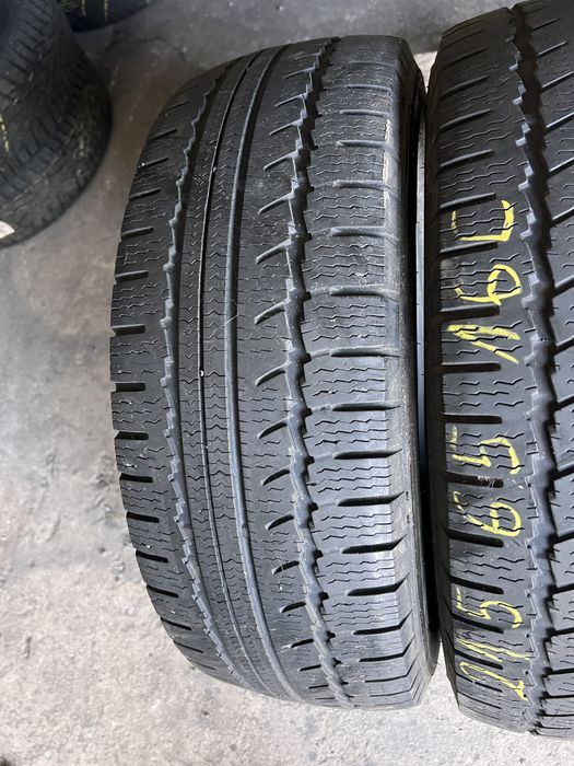 2 anvelope iarna 215/65/16 c , nokian