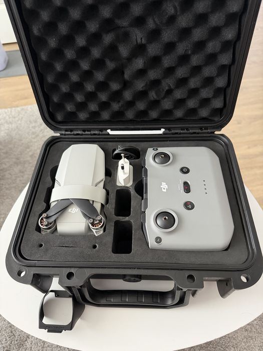 Drona DJI Mini 2 Fly More Combo