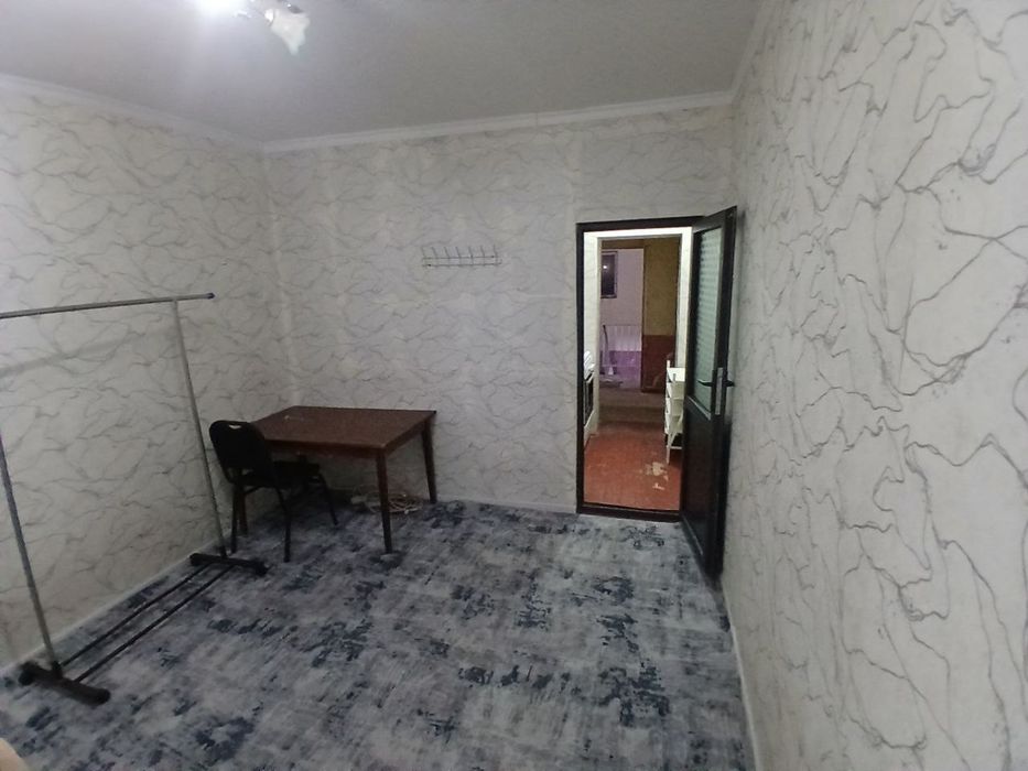 Сдается квартира в бывшем общежитии для всех на Чиланзаре 20квартале .