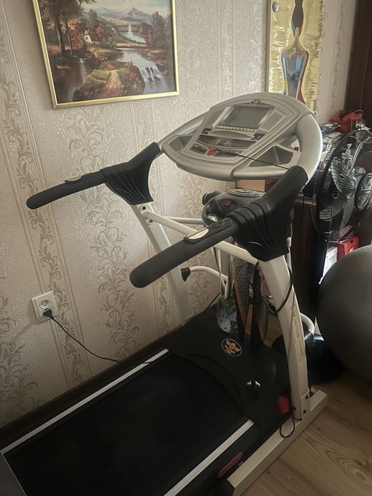 Продается Беговая дорожка