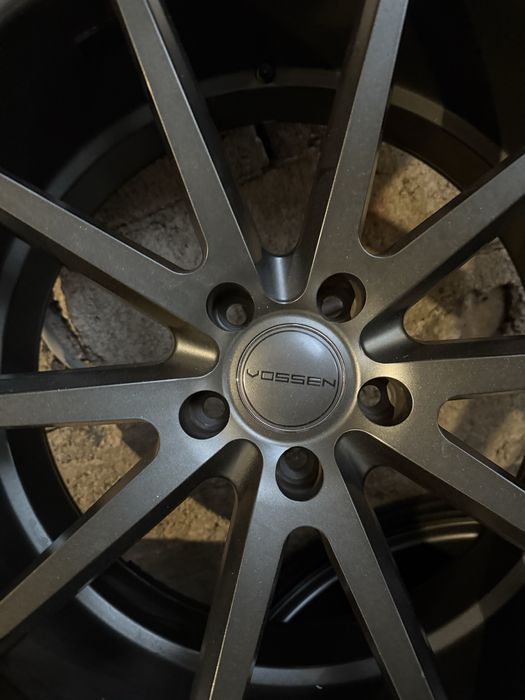 Jante Wossen cu Cauciucuri R20