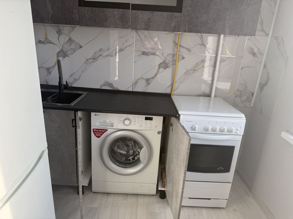 Сдам 1- ком.кв Сергея Тюленина