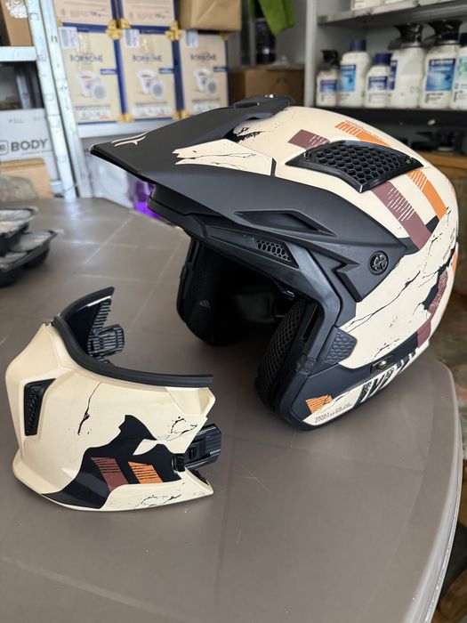 Casca Moto cu ochelari de soare