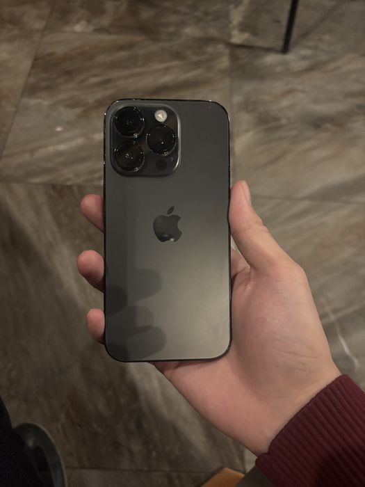 Продам айфон 14 про
