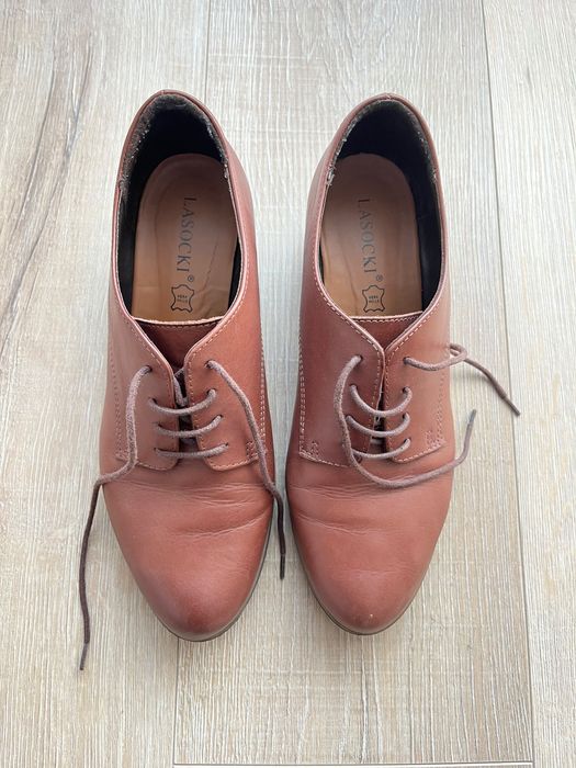 Pantofi piele maro marimea 39