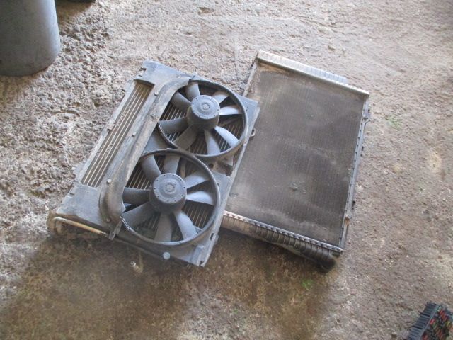 Radiatoare apa ac ventilatoare Mercedes C180 W202 motor 1,8 benzina