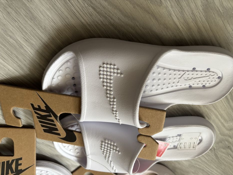 Чехли Nike / Найк