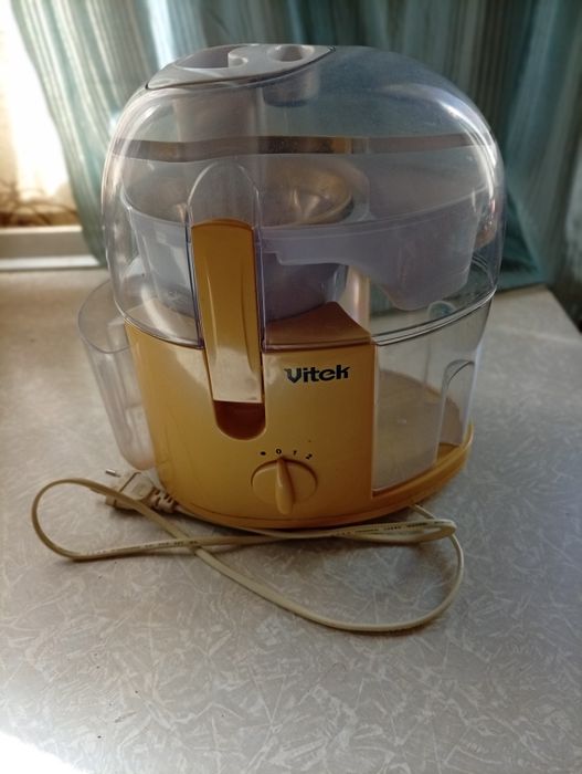 Соковыжималка Vitek