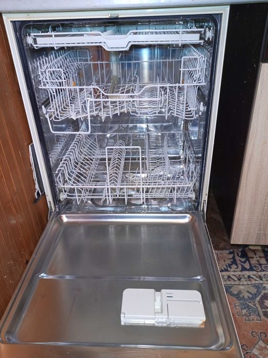 Миялна, съдомиялна Миеле Miele