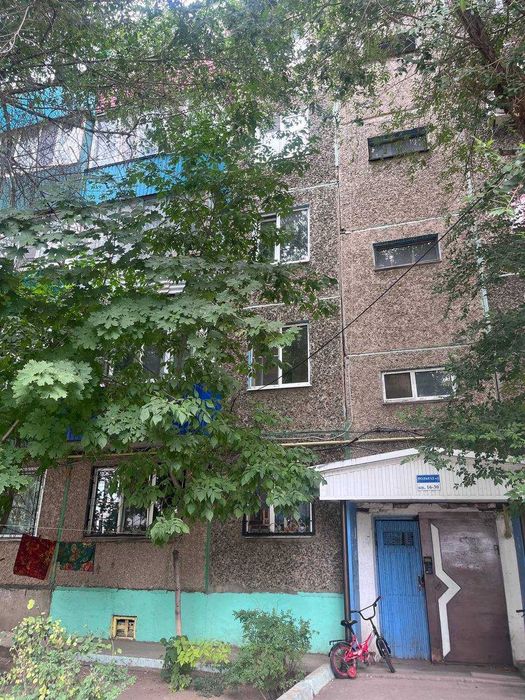 продам 3-х комнатную квартиру