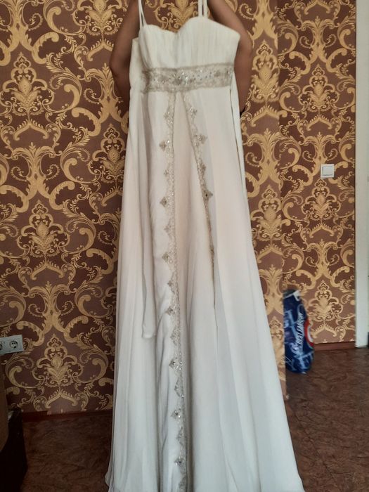 платья бальное с узарами