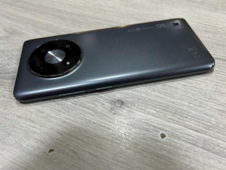 5G UG phone U23 128GB 4RAM / Спукан дисплей