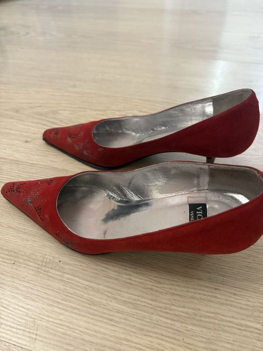 Туфли классика красные